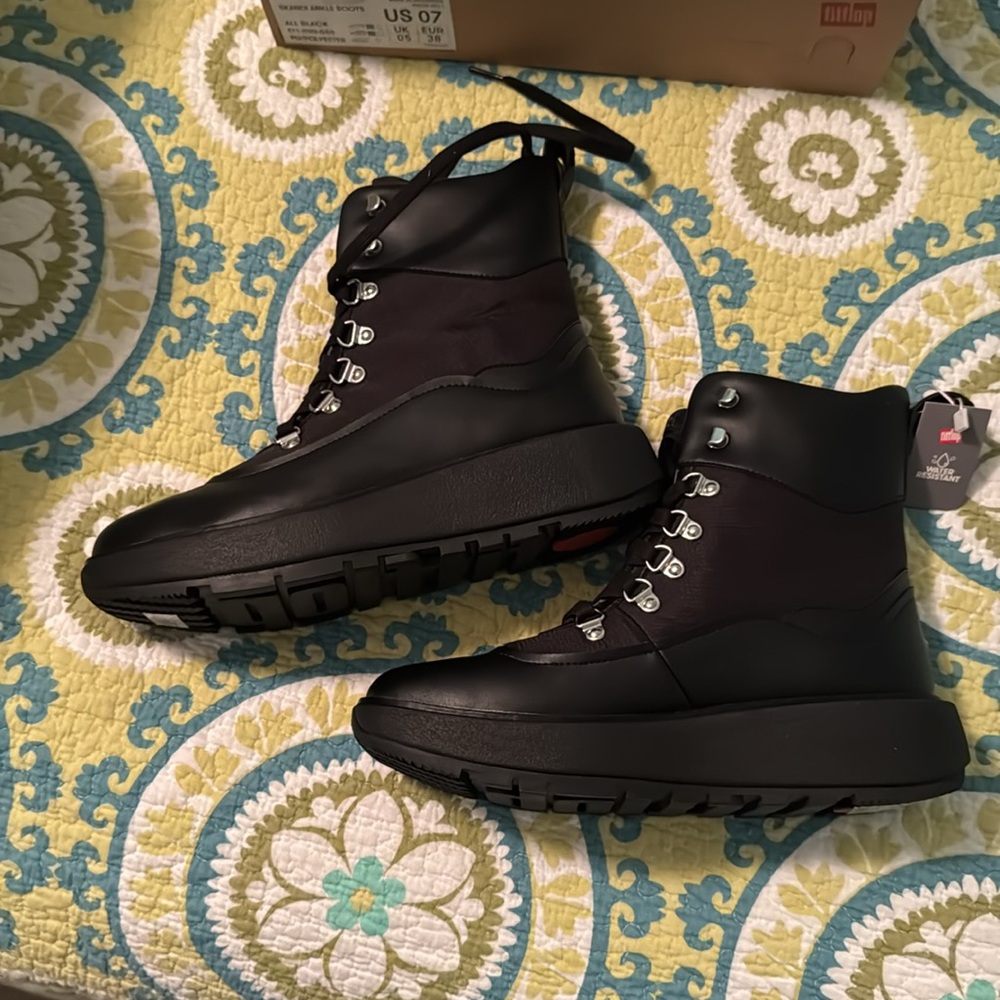 NIB FitFlop Skandi Boot - Picture 9 of 12